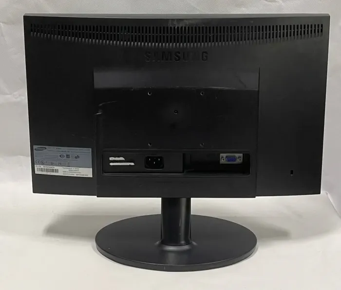 Комплект ПК: комп'ютер HP EliteDesk 800 G1 Tower / Intel Core i3-4130 (2 (4) ядра по 3.4 GHz) / 8 GB DDR3 / 500 GB HDD / Intel HD Graphics 4400 / DVD-ROM + Монітор Samsung SyncMaster E1920 / 19" (1366x768) TN / VGA б/в - зображення 5