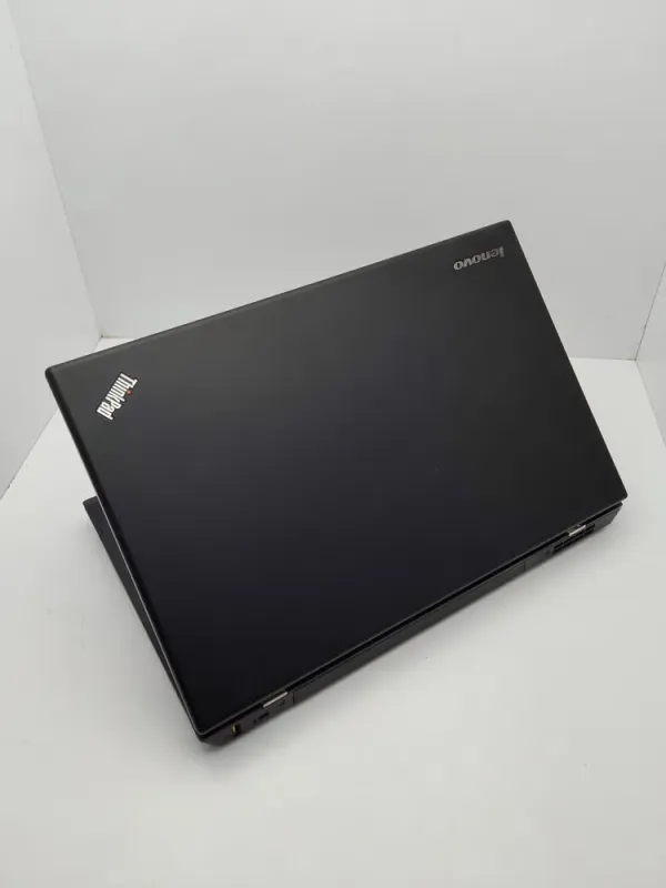 Ноутбук Lenovo ThinkPad L520 / 15.6" (1366x768) TN / Intel Core i7-2820QM (4 (8) ядра по 2.3 - 3.4 GHz) / 8 GB DDR3 / 240 GB SSD / Intel HD Graphics 4000 / WebCam б/в - зображення 8