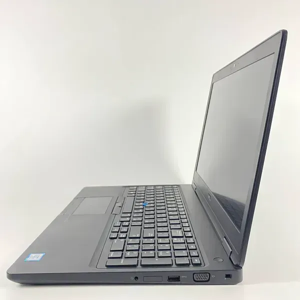Мобільна робоча станція Б-клас Dell Precision 3530 / 15.6" (1920x1080) IPS / Intel Core i7-8850H (6 (12) ядер по 2.6 - 4.3 GHz) / 16 GB DDR4 / 512 GB SSD / nVidia Quadro P600, 4 GB GDDR5, 128-bit / WebCam / HDMI б/в - зображення 5