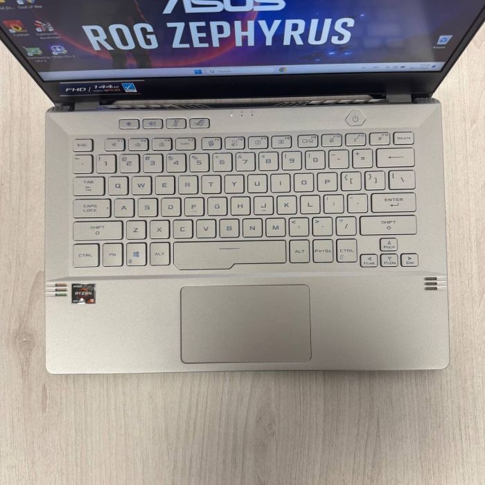 Ігровий ноутбук Asus ROG Zephyrus G14 GA401QM / 14" (1920x1080) IPS / AMD Ryzen 9 5900HS (8 (16) ядер по 3,0 - 4,6 ГГц) / 16 ГБ DDR4 / 512 ГБ SSD / nVidia GeForce RTX 3060, 6 ГБ GDDR6, 192-біт / Без веб-камери б/в - зображення 3