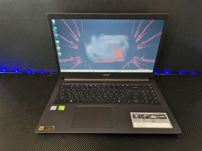 Ноутбук Acer Aspire 3 A315-55KG / 15.6" TN / Intel Core i3-7020U (2(4) ядра по 2.3GHz) / 8GB DDR4 / 240GB SSD / GeForce MX130, 2GB GDDR5, 64-bit / WebCam / HDMI б/в - зображення 2