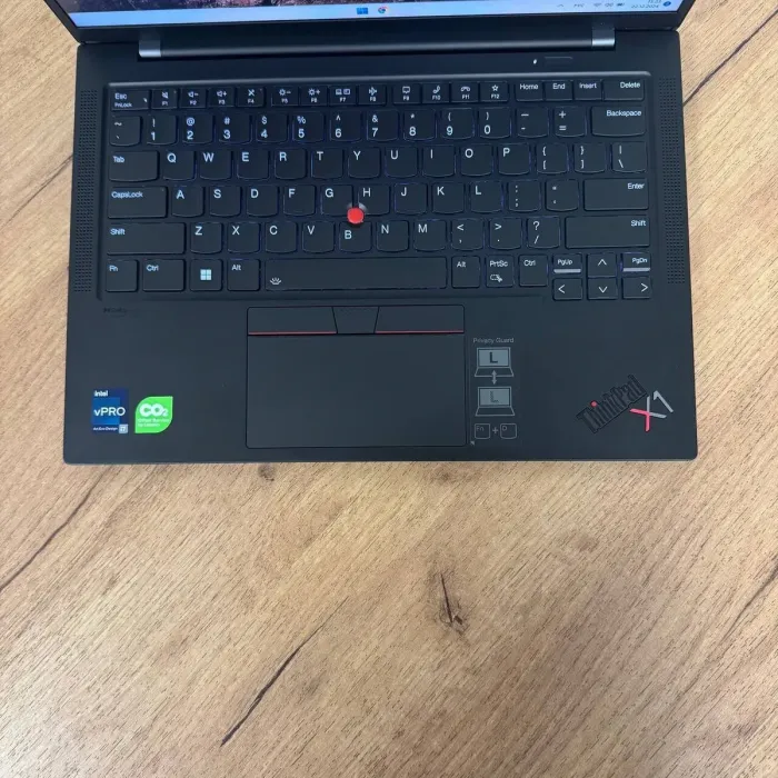 Ультрабук Lenovo Thinkpad X1 Carbon Gen10 / 14" (1920x1200) IPS Touch / Intel Core i7-1270P (12 (16) ядер по 3.5 - 4.8 GHz) / 32 GB DDR4 / 1000 GB SSD / Intel Iris Xe Graphics / WebCam б/в - зображення 7
