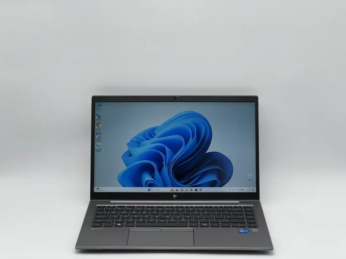 Ультрабук HP ZBook Firefly 14 G8 / 14" (1920x1080) IPS / Intel Core i5-1145G7 (4 (8) ядра по 1.1 - 4.4 GHz) / 16 GB DDR4 / 480 GB SSD / Intel Iris Xe Graphics / WebCam б/в - зображення 2