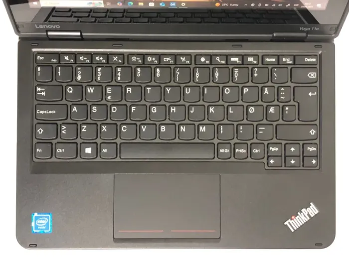 Нетбук-трансформер Lenovo ThinkPad Yoga 11e G3 / 11.6" (1366x768) IPS Touch / Intel Celeron N3160 (4 ядра по 1.6 - 2.24 GHz) / 4 GB DDR3 / 128 GB SSD / Intel HD Graphics / WebCam / Win 10 Pro б/в - зображення 8