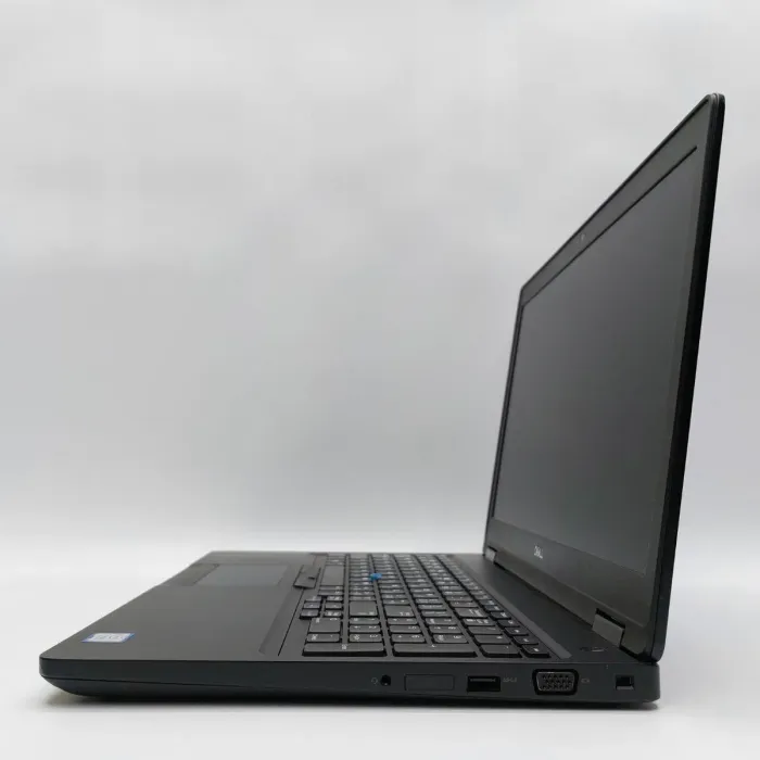 Мобільна робоча станція Dell Precision 3530 / 15.6" (1920x1080) IPS / Intel Core i7-8750H (6 (12) ядер по 2.2 - 4.1 GHz) / 16 GB DDR4 / 512 GB SSD / P600 Mobile, 4 GB GDDR5, 128-bit / WebCam / Win 11 Pro б/в - зображення 5
