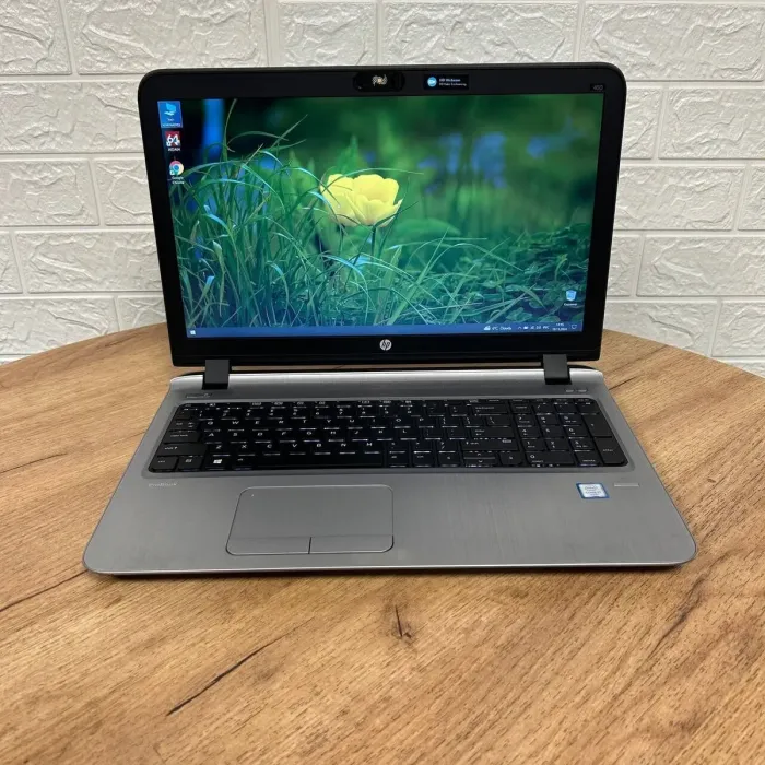 Ноутбук Б-клас HP ProBook 450 G3 / 15.6" (1920x1080) TN / Intel Core i7-6500U (2 (4) ядра по 2.5 - 3.1 GHz) / 8 GB DDR3 / 250 GB SSD / Intel HD Graphics 520 / WebCam / DVD-ROM б/в - зображення 2