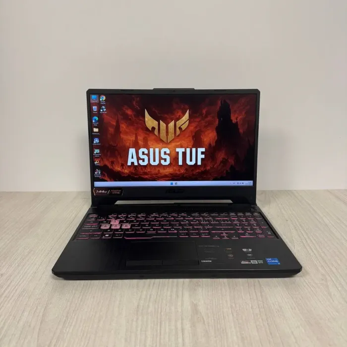 Ігровий ноутбук Asus TUF Gaming F15 FX506HCB / 15,6" (1920x1080) IPS / Intel Core i5-11400H (6 (12) ядер по 4,5 ГГц) / 16 ГБ DDR4 / 512 ГБ SSD M.2 NVMe / nVidia GeForce RTX 3050, 4 ГБ GDDR6, 128-біт / Без веб-камери б/в - зображення 2