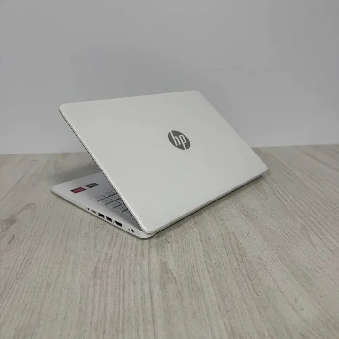 Ультрабук Б-клас HP 14s-fq1034no / 14" (1920x1080) IPS / AMD Ryzen 5 5500U (6 (12) ядер по 2.1 - 4.0 GHz) / 8 GB DDR4 / 256 GB SSD / AMD Radeon RX Vega 7 Graphics / WebCam б/в - зображення 8