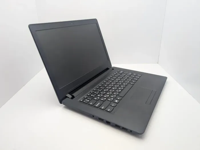 Ноутбук Dell Inspiron N7110 / 17.3" (1600x900) TN / Intel Core i3-2310M (2 (4) ядра по 2.1 GHz) / 6 GB DDR3 / 240 GB SSD / Intel HD Graphics 3000 / WebCam б/в - зображення 3