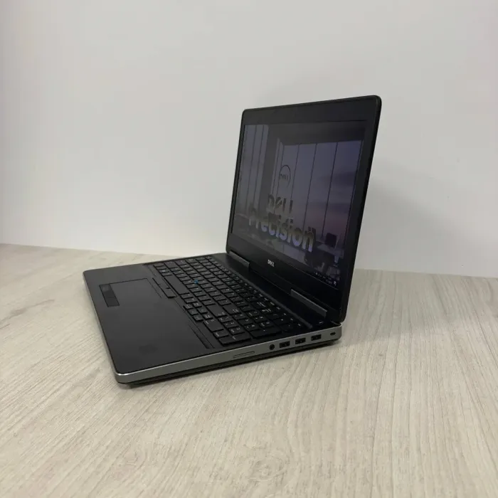 Мобільна робоча станція Dell Precision 7510 / 15,6" (1920x1080) IPS / Intel Core i7-6820HQ (4 (8) ядра по 2,7 - 3,6 ГГц) / 16 ГБ DDR4 / 256 ГБ SSD / nVidia Quadro M2000M, 4 ГБ GDDR5, 128-біт / WebCam б/в - зображення 5