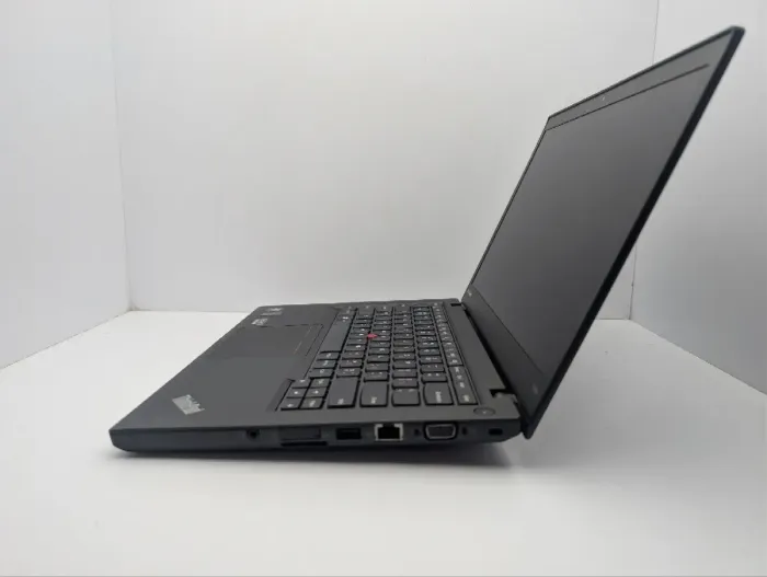 Ноутбук Lenovo ThinkPad T440s / 14" (1600x900) TN / Intel Core i5-4300U (2 (4) ядра по 1.9 - 2.9 GHz) / 8 GB DDR3 / 256 GB SSD / Intel HD Graphics 4400 / WebCam б/в - зображення 5
