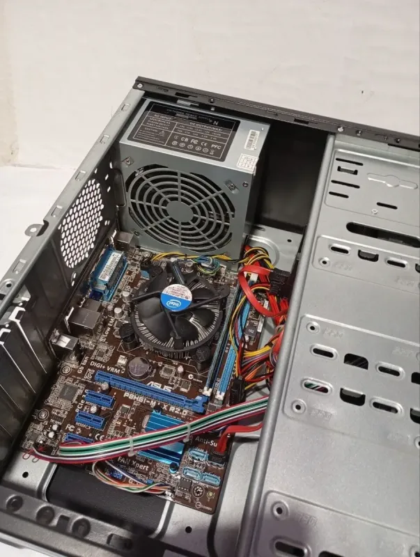 ПК Б-клас GameMax Tower / Intel Core i5-2400 (4 ядра по 3.1 - 3.4 GHz) / 8 GB DDR3 / 250 GB HDD / Intel HD Graphics 2000 / 450W / Win 10 б/в - зображення 6