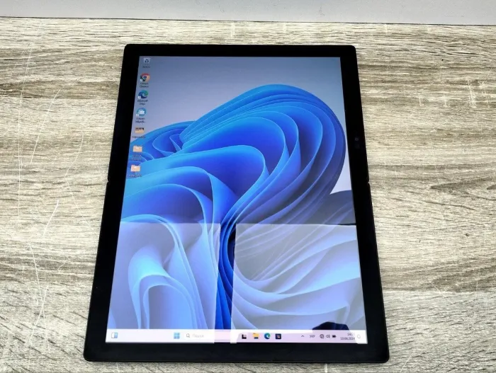 Ноутбук-трансформер Lenovo ThinkPad X1 Fold G1 / 13.3" (2048x1536) QXGA Touch / Intel Core i5-L16G7 (5 ядер по 1.4 - 3.0 GHz) / 8 GB DDR4 / 512 GB SSD M.2 / Intel UHD Graphics / WebCam - зображення 4