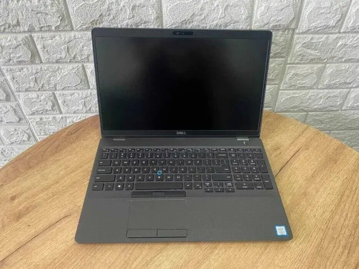 Ноутбук Б-клас Dell Latitude 5500 / 15.6" (1920x1080) IPS / Intel Core i5-8265U (4 (8) ядра по 1.6 - 3.9 GHz) / 8 GB DDR4 / 256 GB SSD M.2 / Intel UHD Graphics / WebCam / HDMI б/в - зображення 6