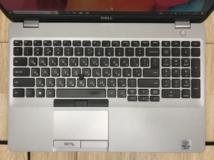 Ноутбук Б-клас Dell Latitude 5510 / 15.6" (1920x1080) IPS Touch / Intel Core i5-10310U (4 (8) ядра по 1.7 - 4.4 GHz) / 8 GB DDR4 / 256 GB SSD M.2 / Intel UHD Graphics / WebCam / USB 3.2 / HDMI / Windows 10  б/в - зображення 4