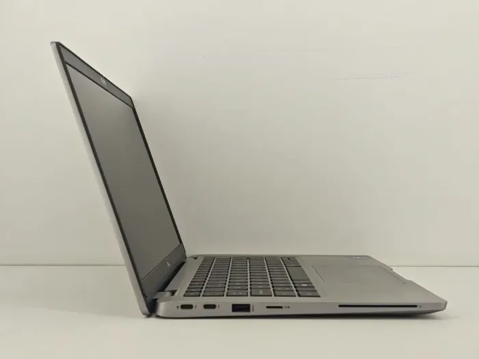 Ультрабук Dell Latitude 5320 / 13.3" (1920x1080) WVA / Intel Core i7-1185G7 (4 (8) ядра по 3.0 - 4.8 GHz) / 16 GB DDR4 / 256 GB SSD / Intel Iris X Graphics / WebCam б/в - зображення 4