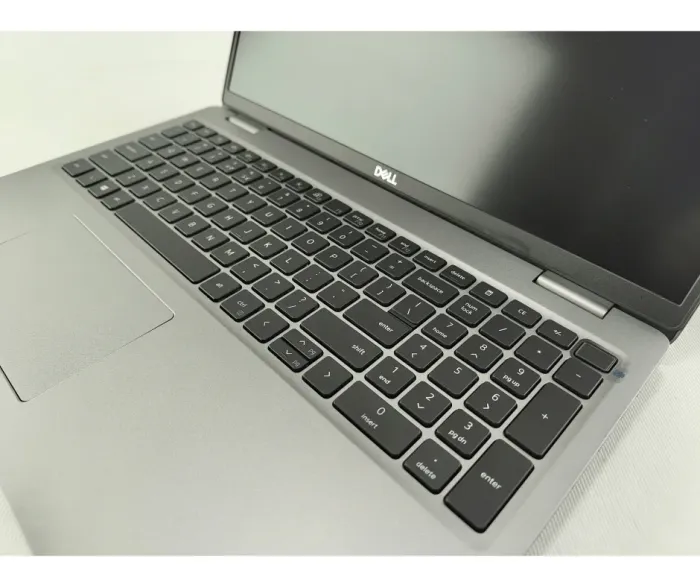 Мобільна робоча станція Dell Precision 3561 / 15.6" (1920x1080) IPS / Intel Core i7-11850H (8 (16) ядер по 2.5 - 4.8 GHz) / 16 GB DDR4 / 512 GB SSD / nVidia Quadro T600, 4 GB GDDR6, 128-bit / WebCam б/в - зображення 3