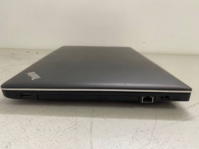 Ноутбук Lenovo ThinkPad E540 / 15.6" (1920x1080) TN / Intel Core i5-4210M (2 (4) ядра по 2.6 - 3.2 GHz) / 8 GB DDR3 / 256 GB SSD / nVidia GeForce GT 740M, 2 GB GDDR3, 64-bit / WebCam / DVD-ROM б/в - зображення 4