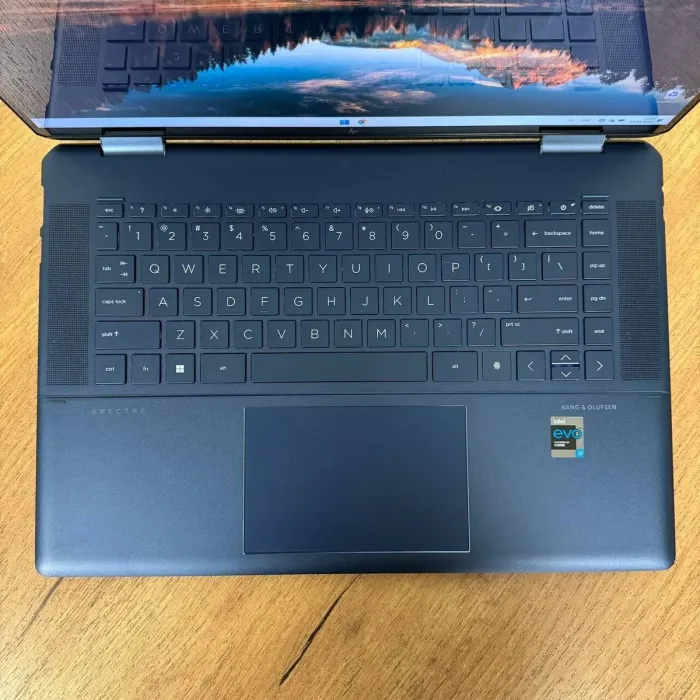 Ультрабук-трансформер Б-клас HP Spectre 16-f0013dx x360 Blue / 16" (3072x1920) IPS Touch / Intel Core i7-11390H (4 (8) ядра по 2.9 - 5.0 GHz) / 16 GB DDR4 / 512 GB SSD NVMe / Intel Iris Xe / WebCam б/в - зображення 7