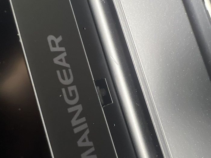 Ігровий ноутбук Maingear MG-VCTR002-2060 / 15,6" (1920x1080) IPS / Intel Core i7-10750H (6 (12) ядер по 2,6 - 5,0 ГГц) / 16 ГБ DDR4 / 960 ГБ SSD / nVidia GeForce RTX 2060, 6 ГБ GDDR6, 192-біт / Веб-камера б/в - зображення 6