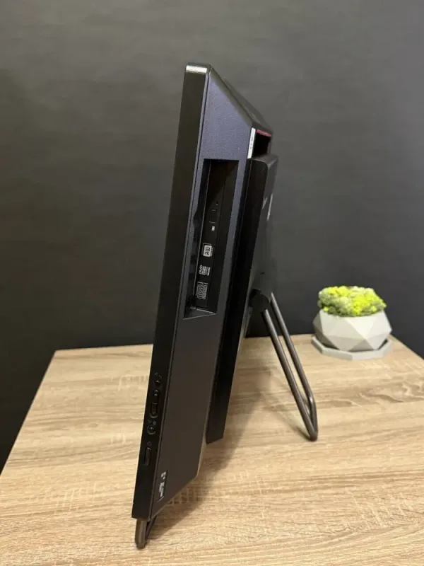 Моноблок Б-клас Lenovo ThinkCentre M93z / 23" (1920x1080) IPS / Intel Core i5-4590S (4 ядра по 3.0 - 3.7 GHz) / 8 GB DDR3 / 128 GB SSD + 500 GB HDD / Intel HD Graphics 4600 / WebCam / DVD-RW / Win 10 б/в - зображення 5