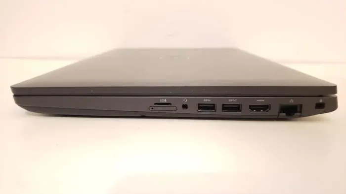 Ультрабук Dell Latitude 5501 / 15.6" (1920x1080) IPS / Intel Core i5-9400H (4 (8) ядра по 2.5 - 4.3 GHz) / 16 GB DDR4 / 256 GB SSD M.2 + 500 GB HDD / Intel UHD Graphics 630 / WebCam / Win 11 Pro б/в - зображення 5