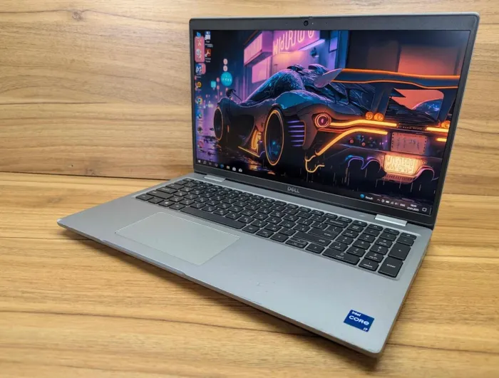 Ноутбук робоча станція Dell Precision 3560 / 15.6" (1920x1080) IPS / Intel Core i7-1165G7 (4 (8) ядра по 2.8 - 4.7 GHz) / 32 GB DDR4 / 512 GB SSD / nVidia T500, 2 GB GDDR6, 64-bit / WebCam / HDMI / Windows 10 б/в - зображення 5