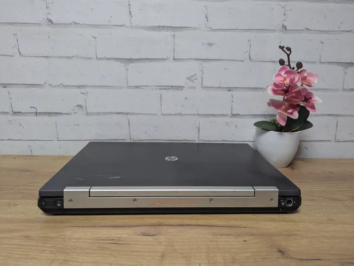 Мобільна робоча станція Б-клас HP EliteBook 8570w / 15.6" (1920x1080) TN / Intel Core i7-3630QM (4 (8) ядра по 2.4 - 3.4 GHz) / 8 GB DDR3 / 256 GB SSD / AMD Radeon HD 7770M, 1 GB GDDR5, 128-bit / WebCam / DVD-ROM б/в - зображення 7