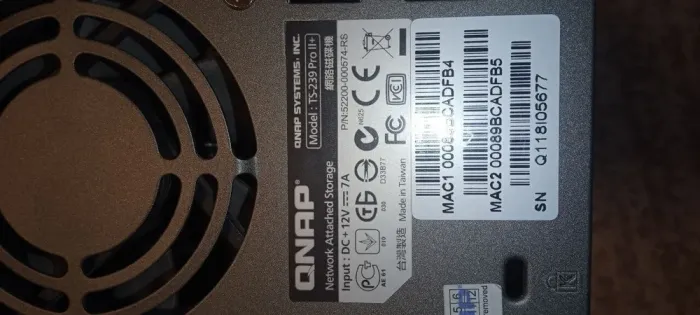 Мережеве сховище QNAP TS-239 Pro II + / Intel Atom D425 (1 (2) ядра по 1.8 GHz) / 1 GB DDR3 / 2x 2000 GB HDD / Intel Graphics / Linux Embedded б/в - зображення 5