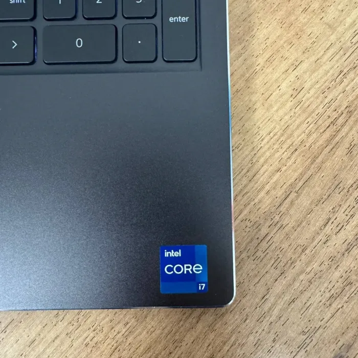 Ігровий ультрабук Б-клас Dell Vostro 15 7510 / 15.6" (1920x1080) IPS / Intel Core i7-11800H (8 (16) ядер по 2.3 - 4.6 GHz) / 16 GB DDR4 / 512 GB SSD / nVidia GeForce RTX 3050, 4 GB GDDR6, 128-bit / WebCam б/в - зображення 8