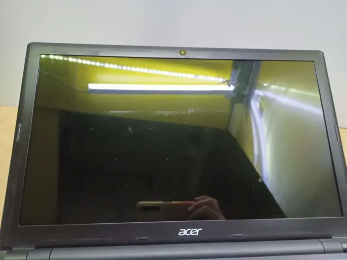 Ноутбук Б-клас Acer Aspire V5-531 / 15.6" (1366x768) TN / Intel Pentium 967 (2 ядра по 1.3 GHz) / 8 GB DDR3 / 120 GB SSD / nVidia GeForce GT 620M, 1 GB DDR3, 64-bit / WebCam б/в - зображення 3