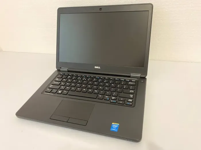 Ноутбук Dell Latitude E5450 / 14" (1366x768) TN / Intel Core i5-5200U (2 (4) ядра по 2.2 - 2.7 GHz) / 8 GB DDR3 / 240 GB SSD / Intel HD Graphics 5500 / WebCam б/в - зображення 3
