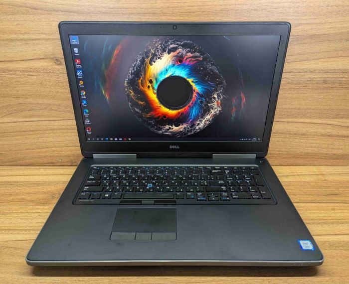 Мобільна робоча станція Dell Precision 7720 / 17.3" (1920x1080) IPS / Intel Core i7-7820HQ (4 (8) ядра по 2.9 - 3.9 GHz) / 32 GB DDR4 / 1000 GB SSD / nVidia Quadro P4000, 8 GB GDDR5, 256-bit / WebCam / Windows 10 б/в - зображення 2