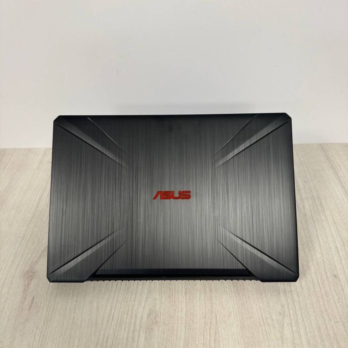 Ігровий ноутбук Б-класу Asus TUF Gaming / 17,3" (1920x1080) IPS / Intel Core i7-8750H (6 (12) ядер по 2,2 - 4,1 ГГц) / 8 ГБ DDR4 / 256 ГБ SSD / nVidia GeForce GTX 1060, 3 ГБ GDDR5, 192-біт / Веб-камера / HDMI б/в - зображення 8