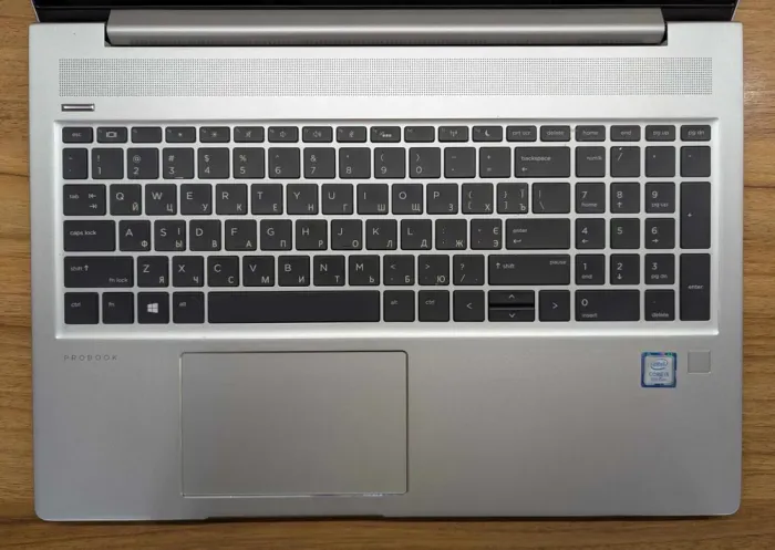 Ноутбук HP ProBook 450 G6 / 15.6" (1366x768) TN Touch / Intel Core i5-8265U (4 (8) ядра по 1.6 - 3.9 GHz) / 16 GB DDR4 / 480 GB SSD / Intel UHD Graphics / WebCam / TouchID / Windows 10 б/в - зображення 3