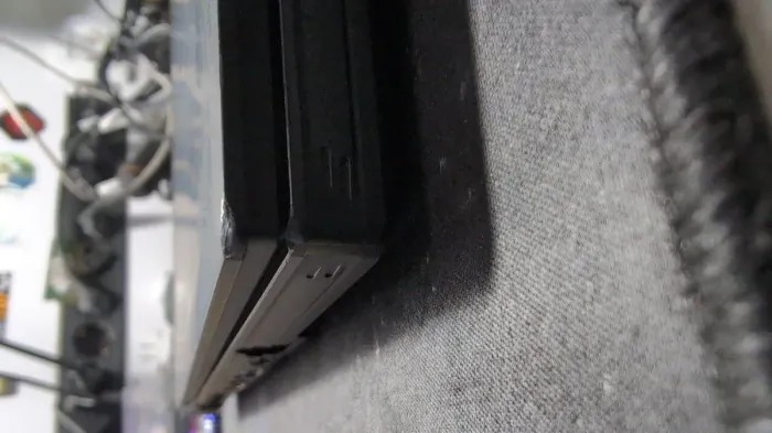 Ігровий ноутбук Б-класу Gigabyte Aorus 15G YC / 15,6" (1920x1080) IPS / Intel Core i7-10870H (8 (16) ядер по 2,2 - 5,0 ГГц) / 32 ГБ DDR4 / 480 ГБ SSD NVMe / nVidia GeForce RTX 3080, 16 ГБ GDDR6, 256-біт / WebCam б/в - зображення 6