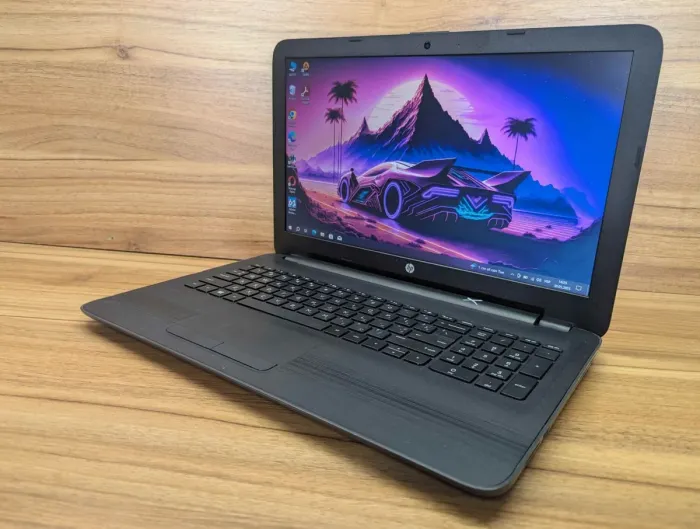 Ноутбук Б-клас HP 255 G5 / 15.6" (1366x768) TN / AMD A6-7310 (4 ядра по 2.0 - 2.4 GHz) / 8 GB DDR3 / 240 GB SSD / AMD Radeon R4 Graphics / WebCam / Windows 10 б/в - зображення 6