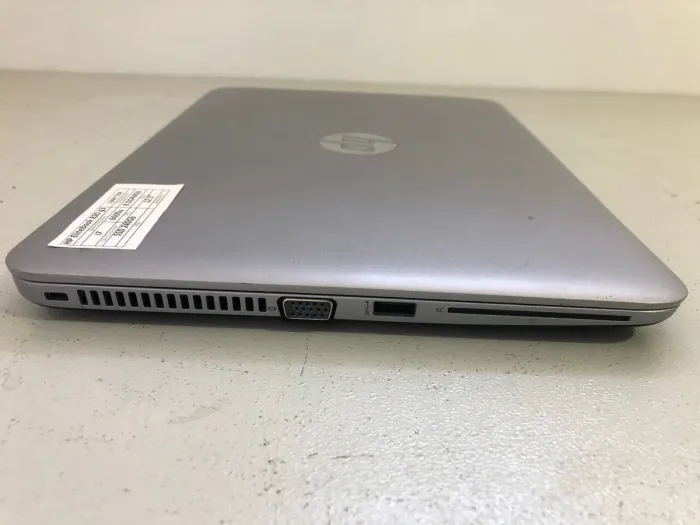 Нетбук Б-клас HP EliteBook 820 G3 / 12.5" TN / Intel Core i7-6600U (2(4) ядра по 2.6-3.4 GHz) / 8GB DDR4 / 240GB SSD / HD Graphics 520 / WebCam / DisplayPort б/в - зображення 3