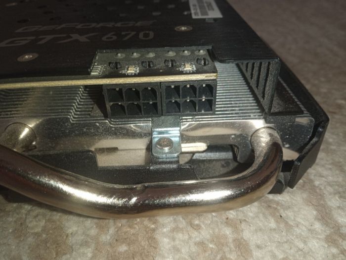 Дискретна відеокарта Asus GeForce GTX 670, 2 GB GDDR5, 256-bit / 1x HDMI, 1x DisplayPort, 2x DVI б/в - зображення 5