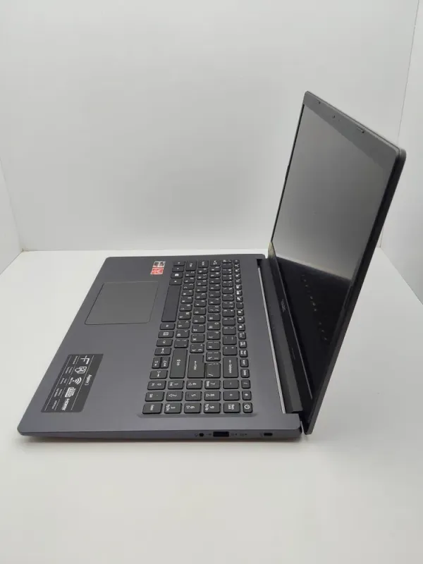 Ноутбук Acer Aspire A315 / 15.6" (1920x1080) TN / AMD Ryzen 5 3500u (4 (8) ядра по 2.1 - 3.7 GHz) / 12 GB DDR4 / 500 GB SSD / AMD Radeon 625, 2 GB GDDR3, 64-bit / WebCam б/в - зображення 6