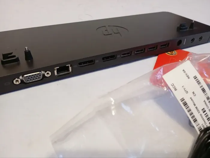 Ноутбук Б-клас HP EliteBook 840 G1 / 14" (1366x768) TN / Intel Core i5-4300U (2 (4) ядра по 1.9 - 2.9 GHz) / 8 GB DDR3 / 256 GB SSD / AMD Radeon HD 8500M, 1 GB DDR3, 64-bit / WebCam б/в - зображення 9