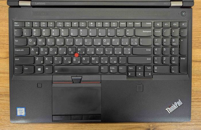 Мобільна робоча станція Lenovo ThinkPad P51 / 15,6" (1920x1080) IPS / Intel Xeon E3-1505M v6 (4 (8) ядра по 3.0 - 4.0 GHz) / 32 GB DDR4 / 512 GB SSD / nVidia Quadro M2200, 4 GB GDDR5, 128-bit / WebCam / TouchID / Windows 10 б/в - изображение 3