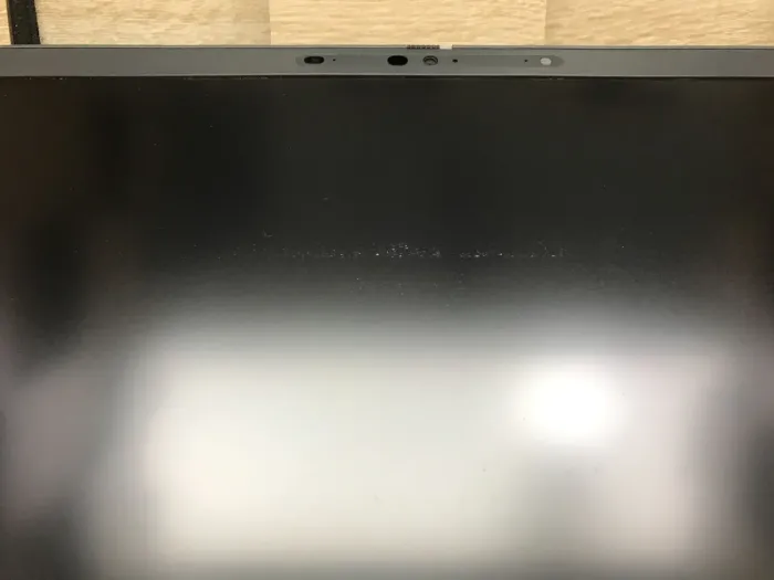 Ультрабук Б-клас Dell Latitude 5420 / 14" (1920x1080) IPS Touch / Intel Core i5-1135G7 (4 (8) ядра по 4.2 GHz) / 8 GB DDR4 / 256 GB SSD M.2 / Intel Iris Xe Graphics / WebCam / Windows 10 б/в - зображення 4