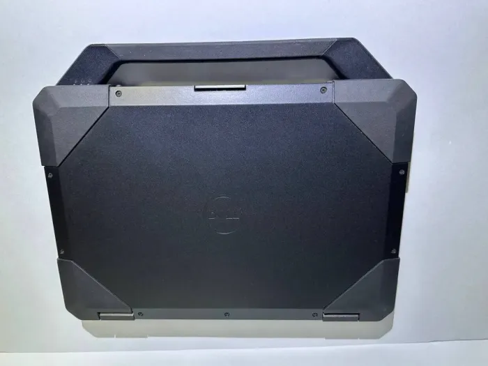 Захищений ноутбук Dell Latitude 5414 Rugged / 14" (1920x1080) IPS Touch / Intel Core i5-6300U (2 (4) ядра по 2.4 - 3.0 GHz) / 8 GB DDR4 / 256 GB SSD / Intel HD Graphics 520 / WebCam б/в - зображення 3