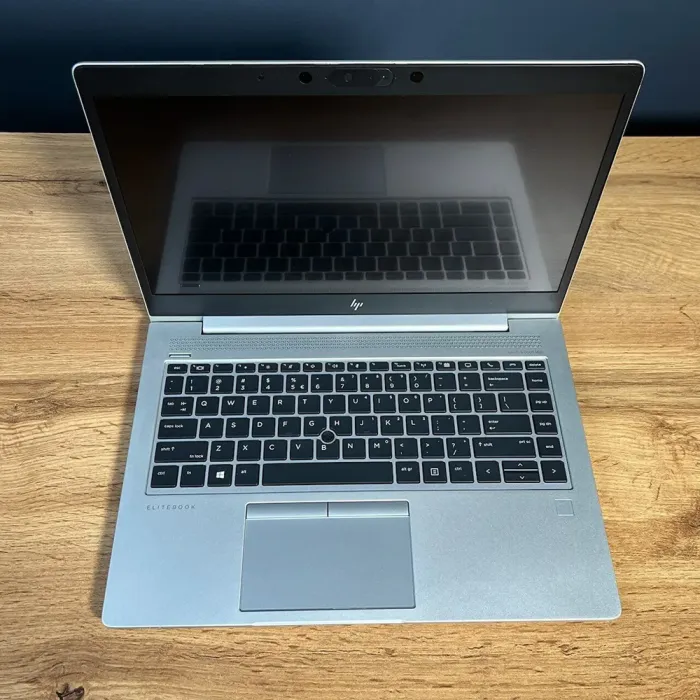 Ультрабук HP EliteBook 745 G6 / 14" (1920x1080) IPS Touch / AMD Ryzen 5 3500U (4 (8) ядра по 2.1 - 3.7 GHz) / 8 GB DDR4 / 256 GB SSD M.2 / AMD Radeon Vega 8 Graphics / WebCam б/в - зображення 3