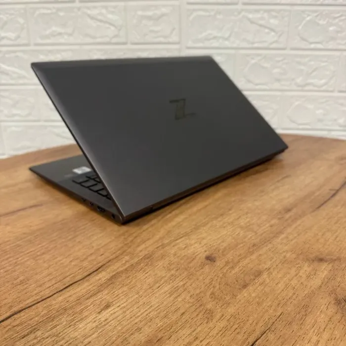 Ультрабук HP ZBook Firefly 14 G7 / 14" (1920x1080) IPS / Intel Core i5-10310U (4 (8) ядра по 1.7 - 4.4 GHz) / 16 GB DDR4 / 256 GB SSD / Intel UHD Graphics / WebCam б/в - зображення 6