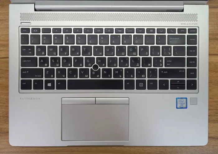 Ультрабук HP EliteBook 840 G5 / 14" (1920x1080) IPS / Intel Core i5-7200U (2 (4) ядра по 2.5 - 3.1 GHz) / 8 GB DDR4 / 256 GB SSD / Intel UHD Graphics 620 / WebCam / Fingerprint / Windows 10 б/в - зображення 3