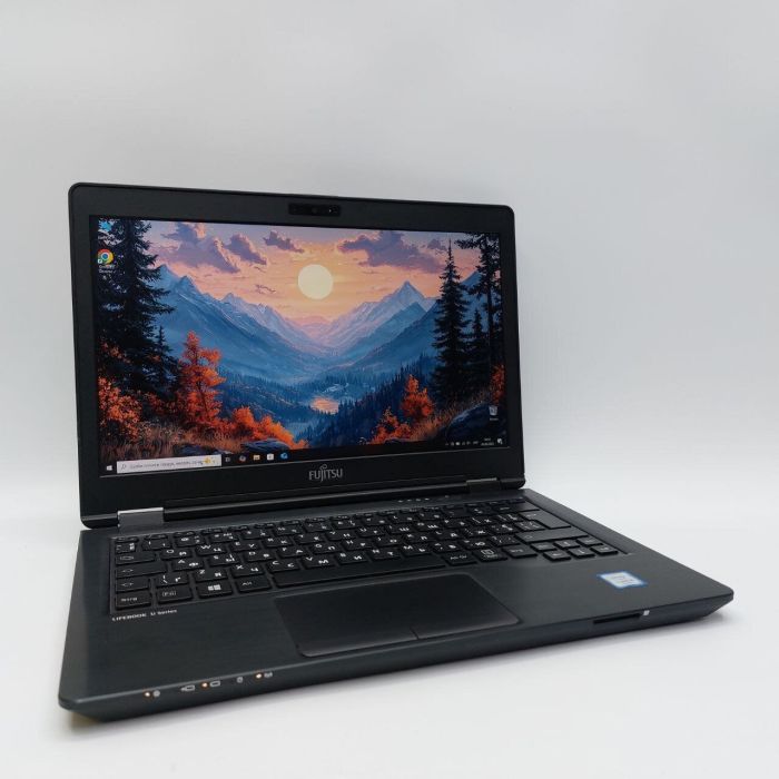 Нетбук Fujitsu LifeBook U727 / 12.5" (1920x1080) IPS / Intel Core i5-6200U (2 (4) ядра по 2.3 - 2.8 GHz) / 8 GB DDR4 / 256 GB SSD / Intel HD Graphics 520 / WebCam б/в - зображення 2