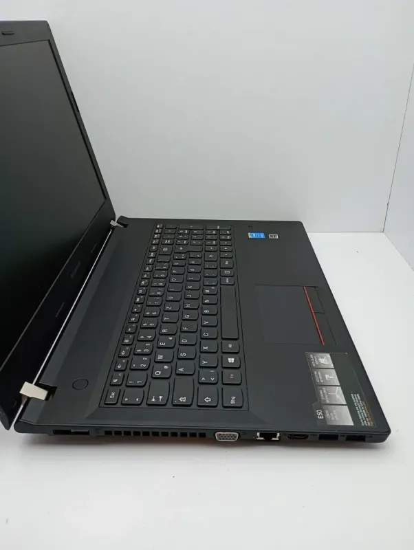 Ноутбук Lenovo E50-80 / 15.6" (1366x768) TN / Intel Core i3-5005U (2 (4) ядра по 2.0 GHz) / 6 GB DDR3 / 500 GB HDD / Intel HD Graphics 5500 / WebCam б/в - зображення 7