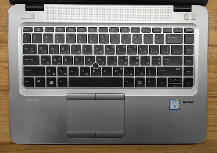 Ультрабук HP EliteBook 840 G3 / 14" (1920x1080) IPS / Intel Core i7-6600U (2 (4) ядра по 2.6 - 3.4 GHz) / 8 GB DDR4 / 240 GB SSD / Intel HD Graphics 520 / TouchID / HDMI / Windows 10 б/в - зображення 3